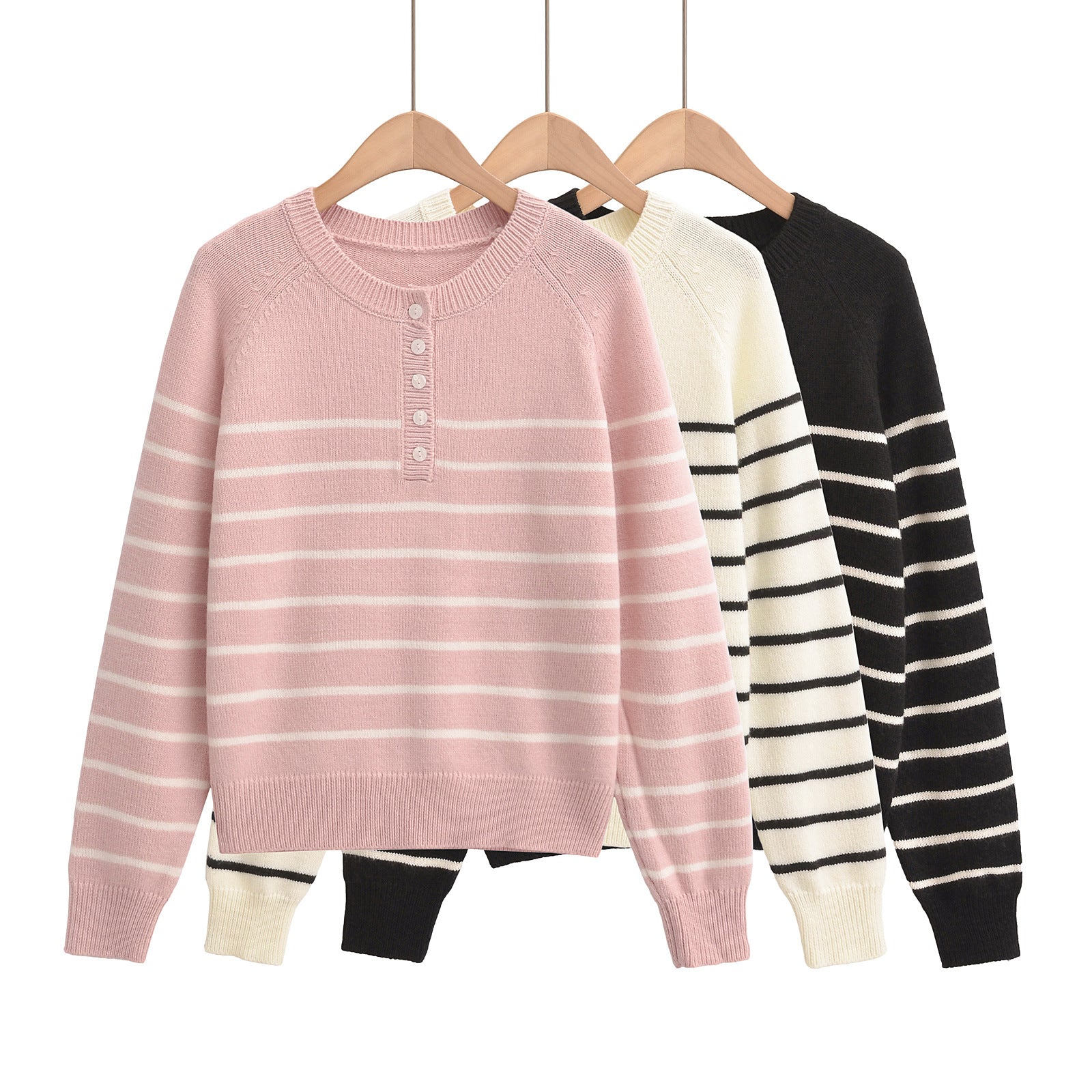 Striped round neck long sleeved loose plush sweater