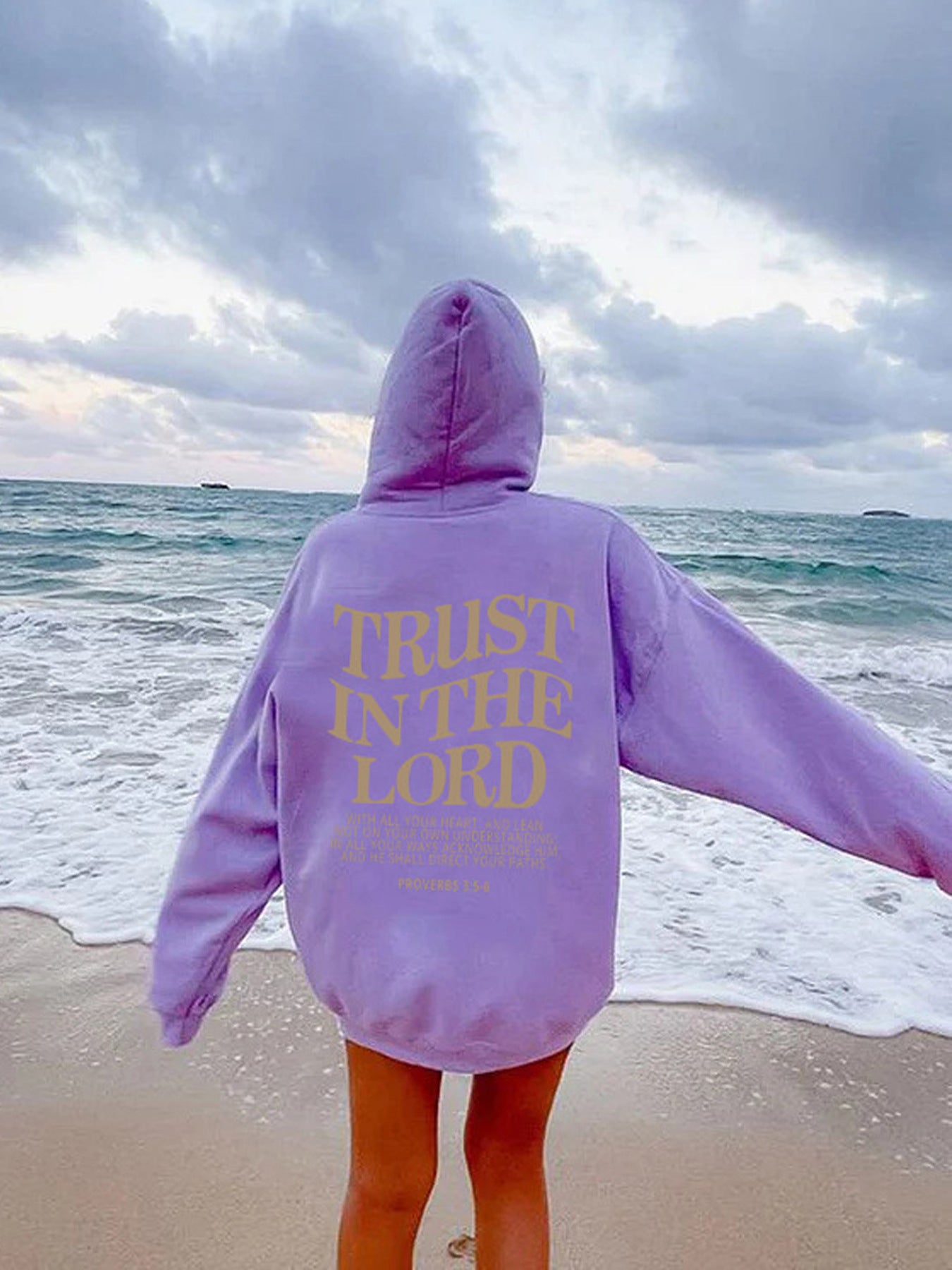 Letter printed hooded sweatshirt