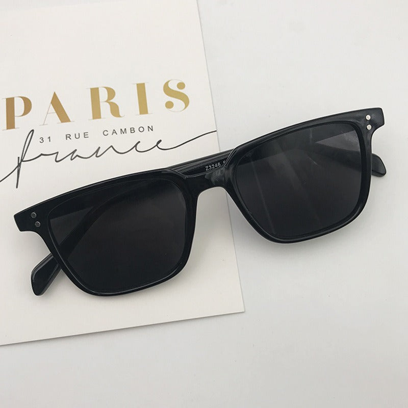 Small boxy sunglasses, trendy women's personalized retro sunglasses