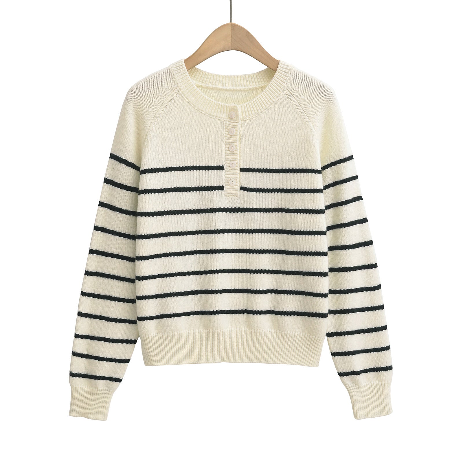Striped round neck long sleeved loose plush sweater