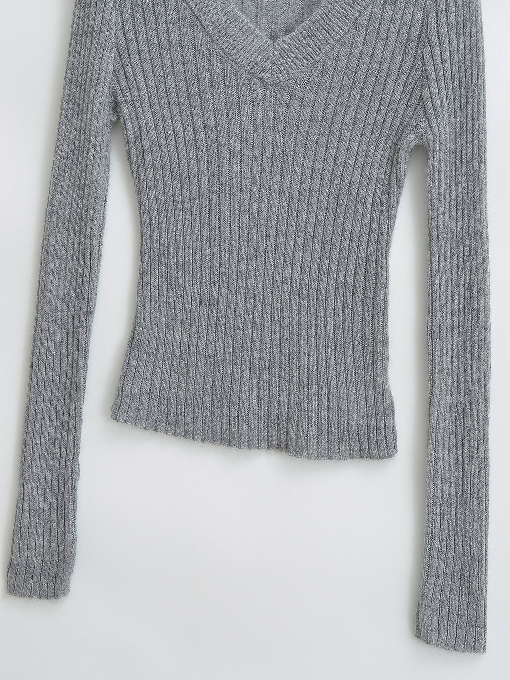 V-neck long sleeved elastic slim fit top