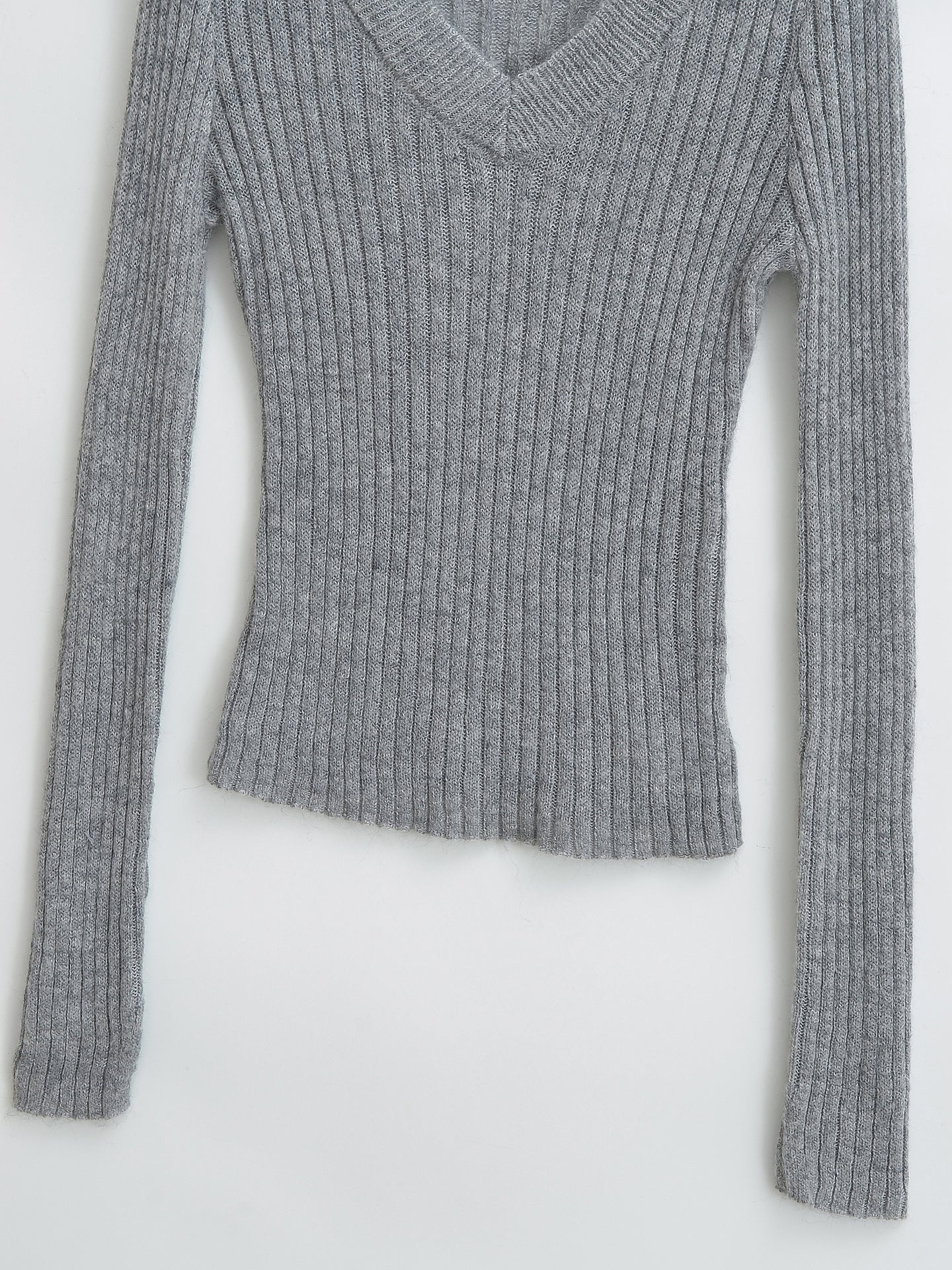 V-neck long sleeved elastic slim fit top