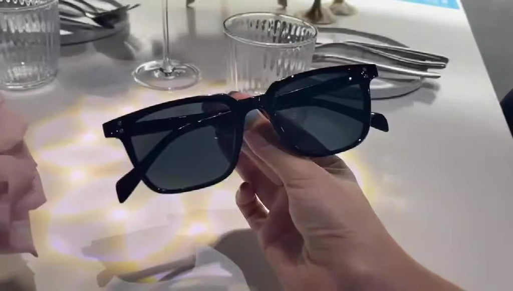 Small boxy sunglasses, trendy women's personalized retro sunglasses